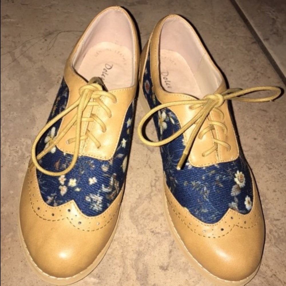 Dolce Nome Oxford Shoes